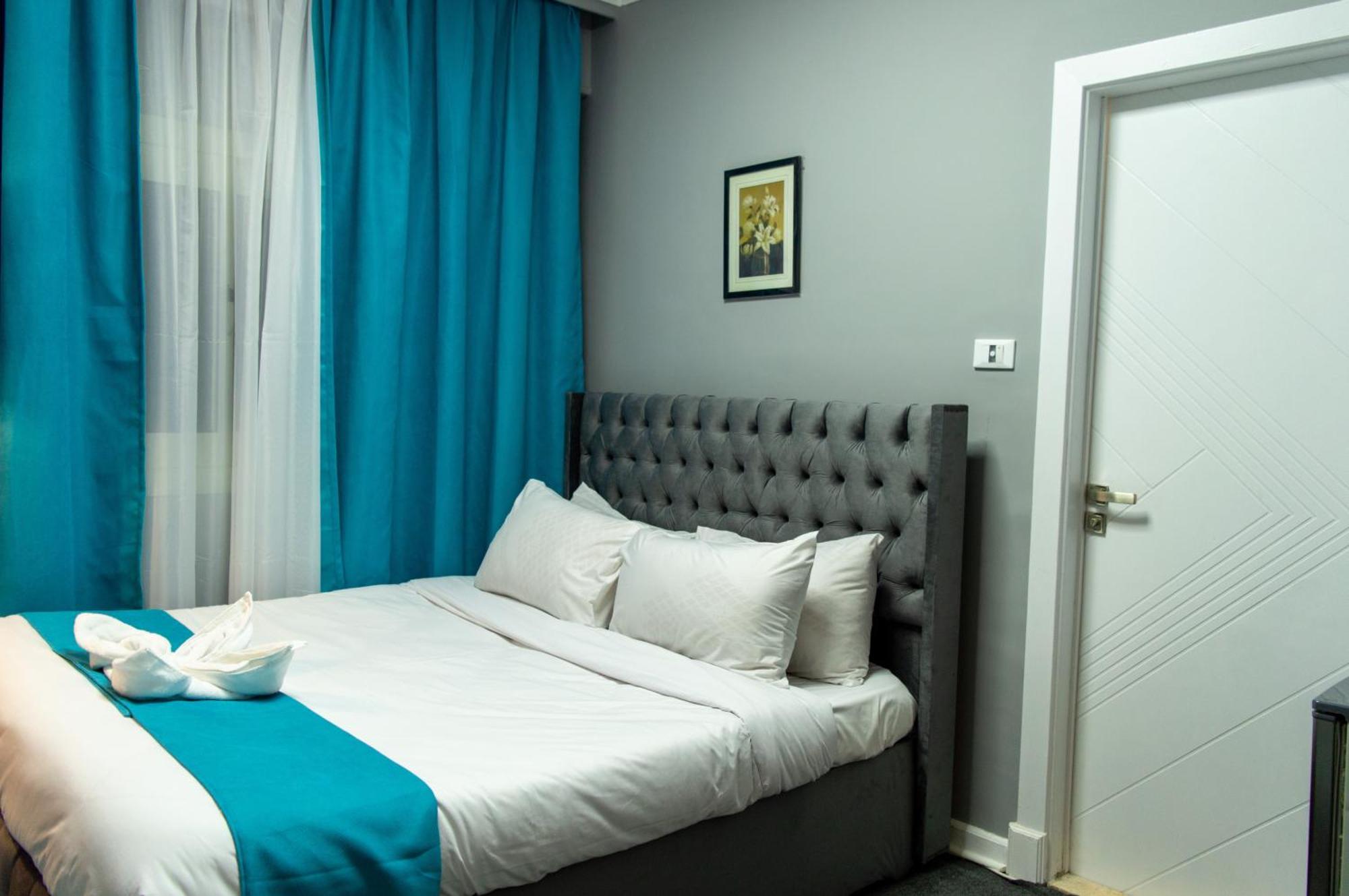 The Pyramids Gate Inn Kafrat al Jabal Exterior photo